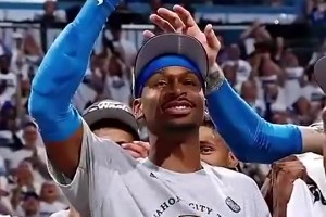 楊毅團(tuán)隊(duì)：SGA沒(méi)像詹杜庫(kù)科那么厲害，因?yàn)檎嬲膮柡Σ恍枰忉?>
<span></span>
<p>楊毅團(tuán)隊(duì)：SGA沒(méi)像詹杜庫(kù)科那么厲害，因?yàn)檎嬲膮柡Σ恍枰忉?/p>
</a>
</div>
<div   id=